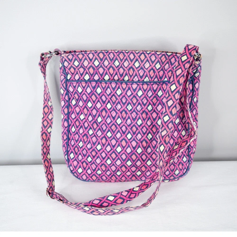 Vera Bradley Crossbody Bag Womens Katalina Pink Diamonds Hipster Mail Bag retire